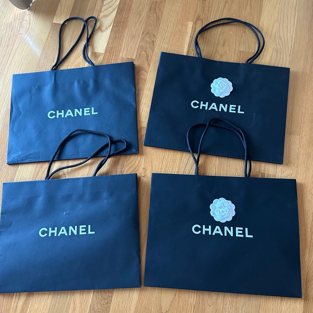 Chanel shopping bag set